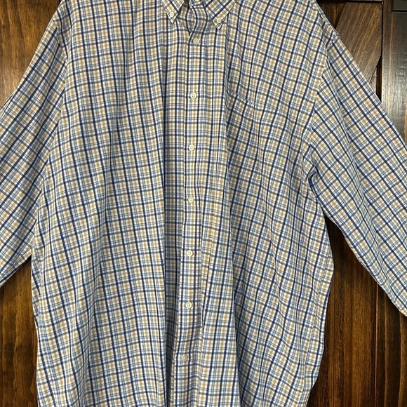 Saddlebred Other - Saddlebred Blue and White Plaid Button-Down Shirt